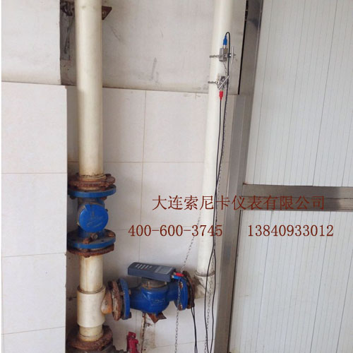 現(xiàn)場輸出的電磁流量計圖片